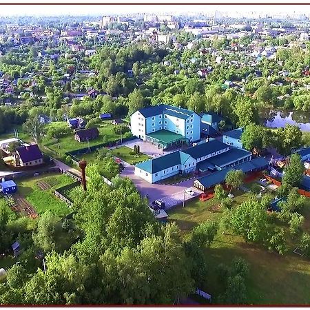 Dvoryanskoye Gnezdo Hotell Smolensk Exteriör bild